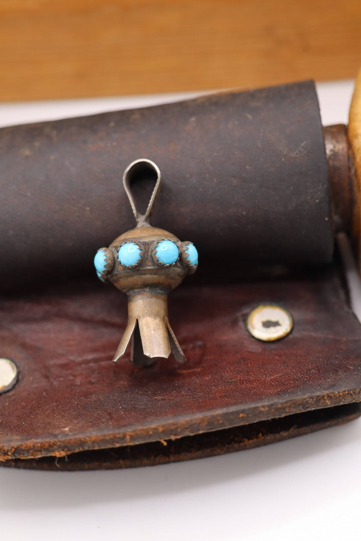 Short Sara Blossom Pendant