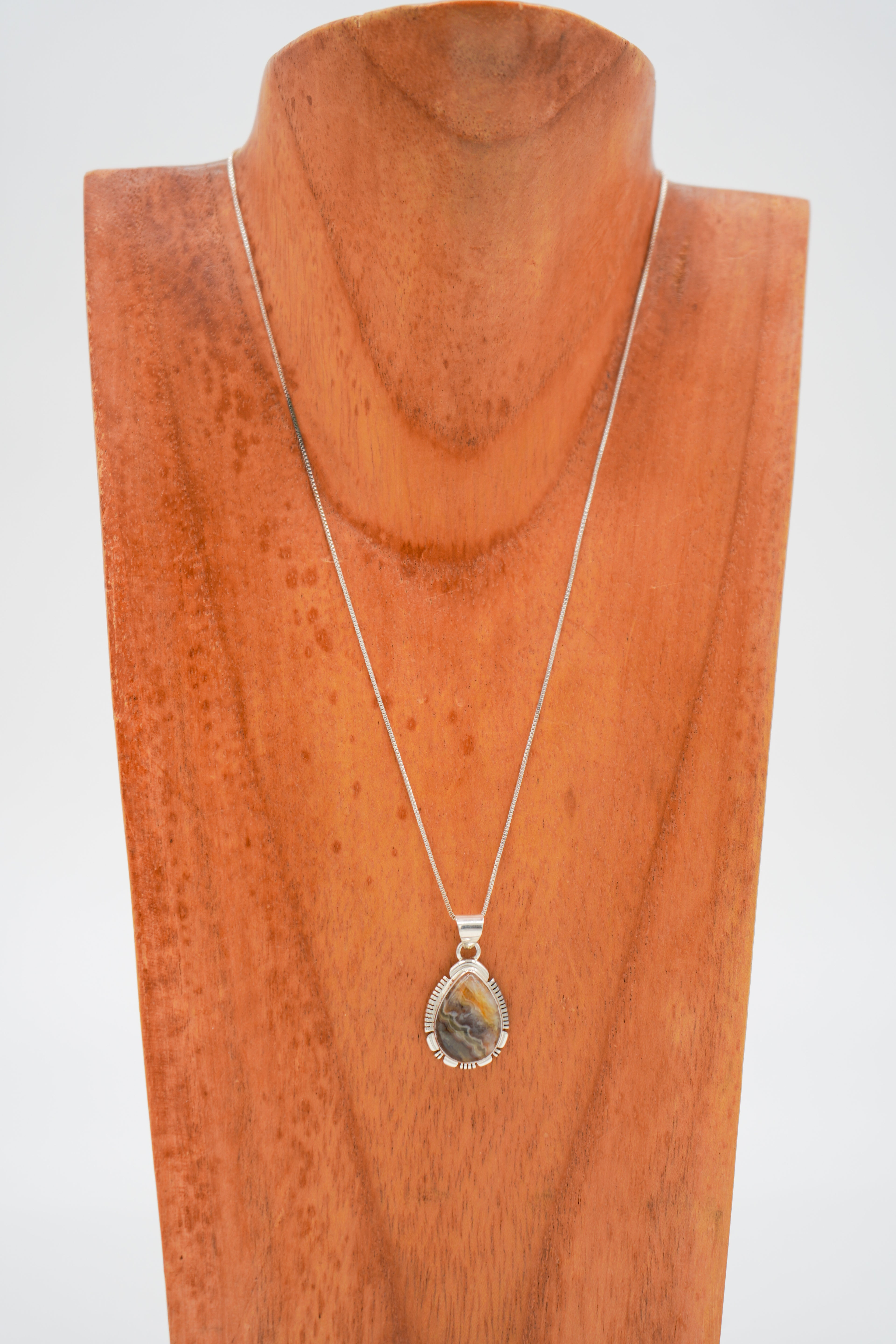 The Crazy Lace Agate Necklace