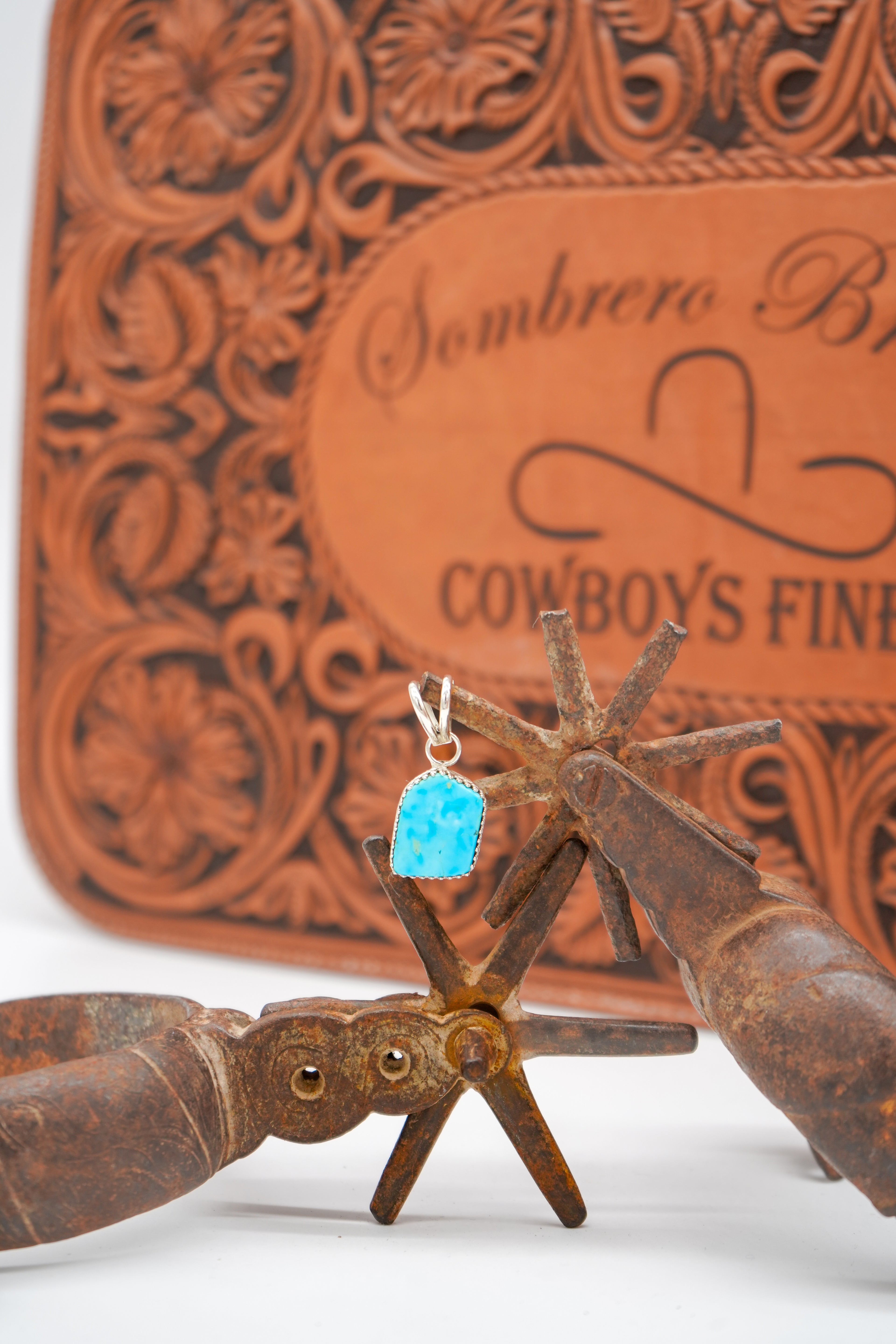 Freefrom Kingman Pendant