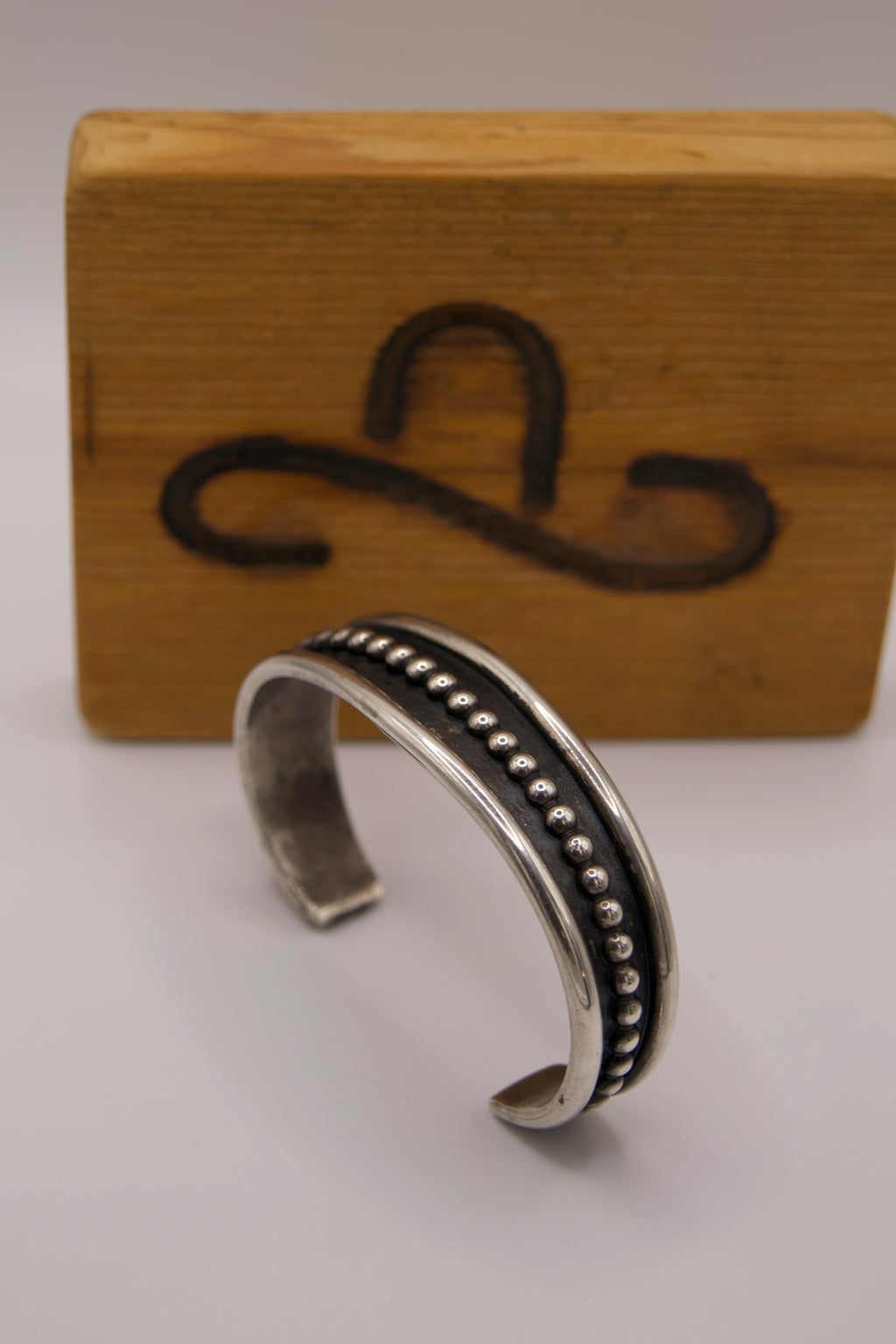 Hawk's Cuff