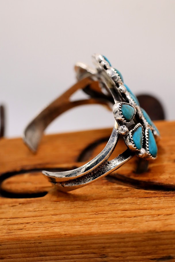 Beauty Cluster Cuff