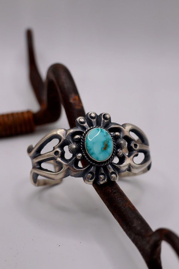 Bitsue Lone Mountain Cuff
