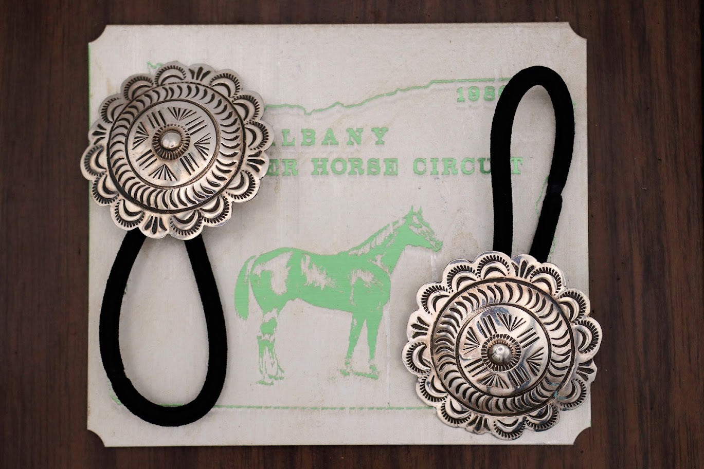 High Polish Hairtie