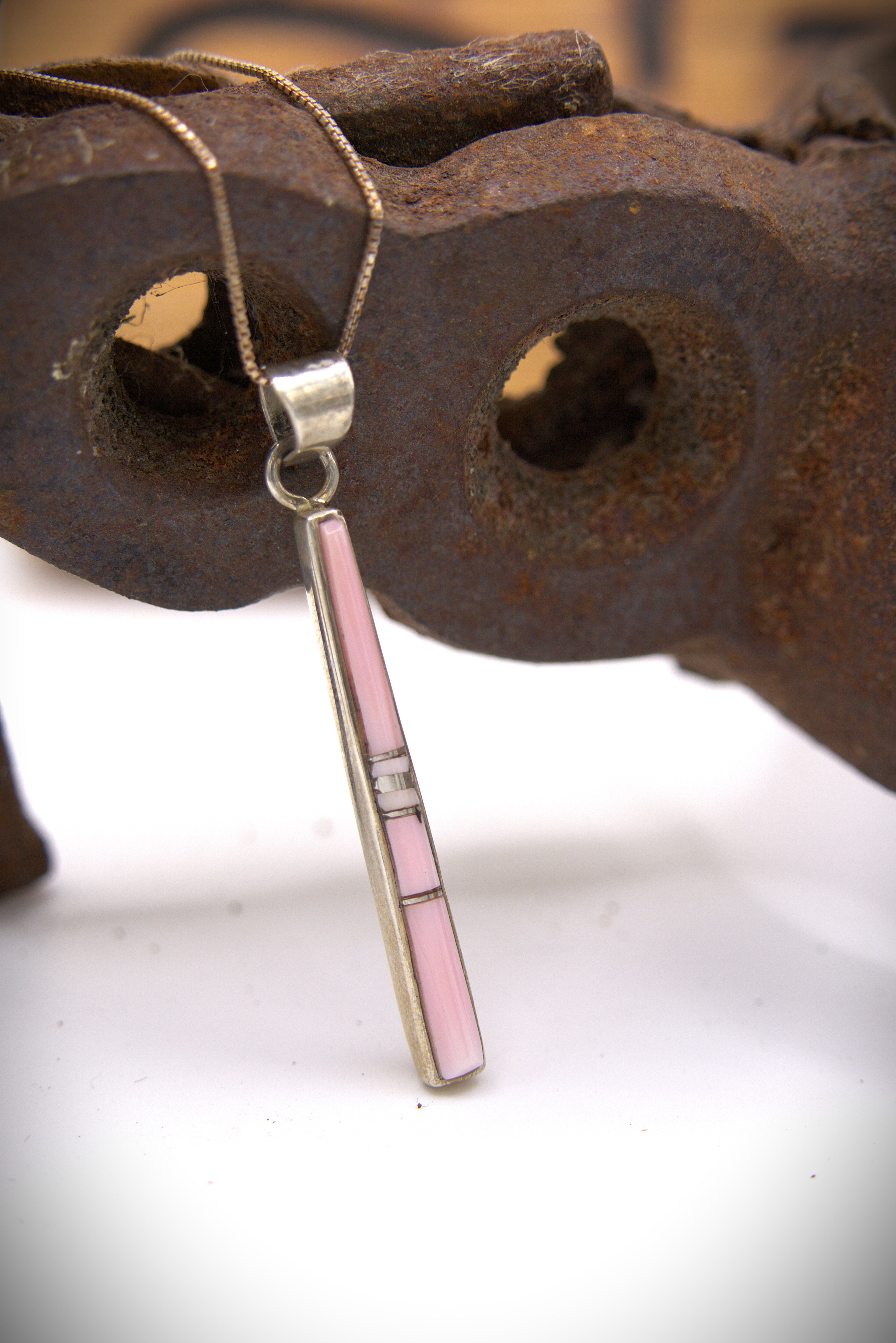 Pink Bar Conch Pendant