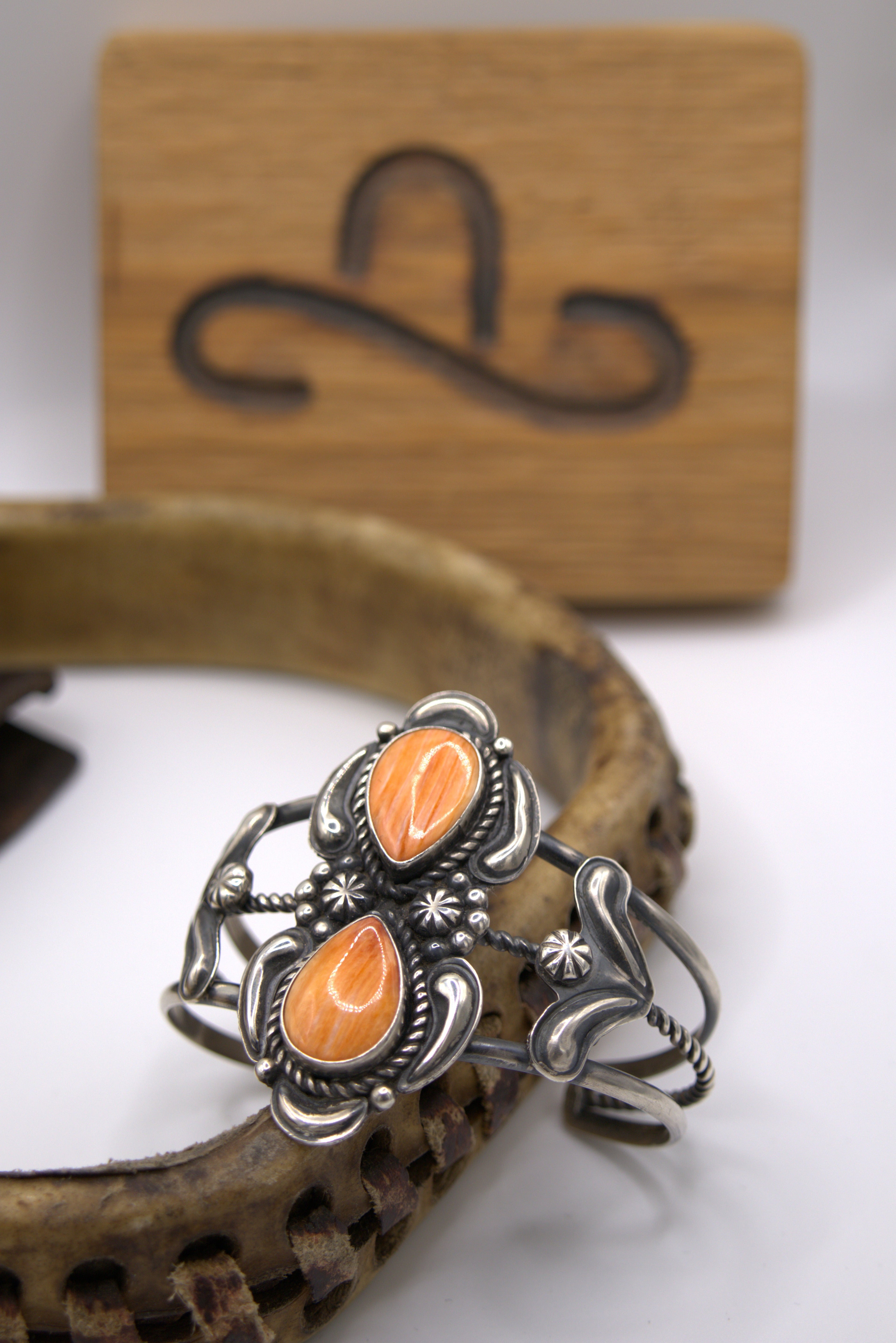 Statement Spiney Cuff