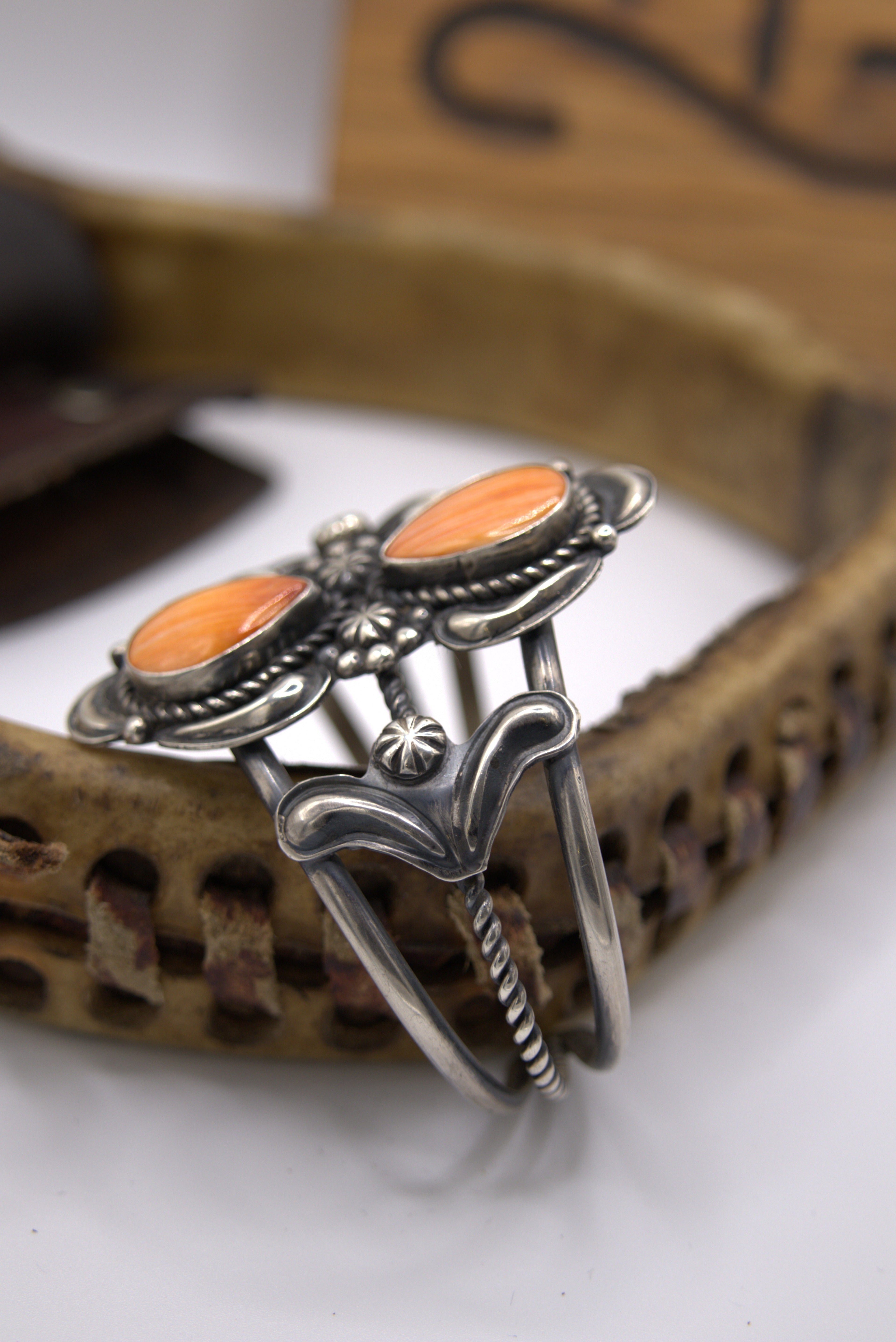 Statement Spiney Cuff